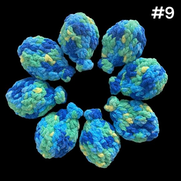 Crochet Water Balloons Reusable‎ Handmade Pool Toy Game Latex Free (Set of 8) - Picture 9 of 13